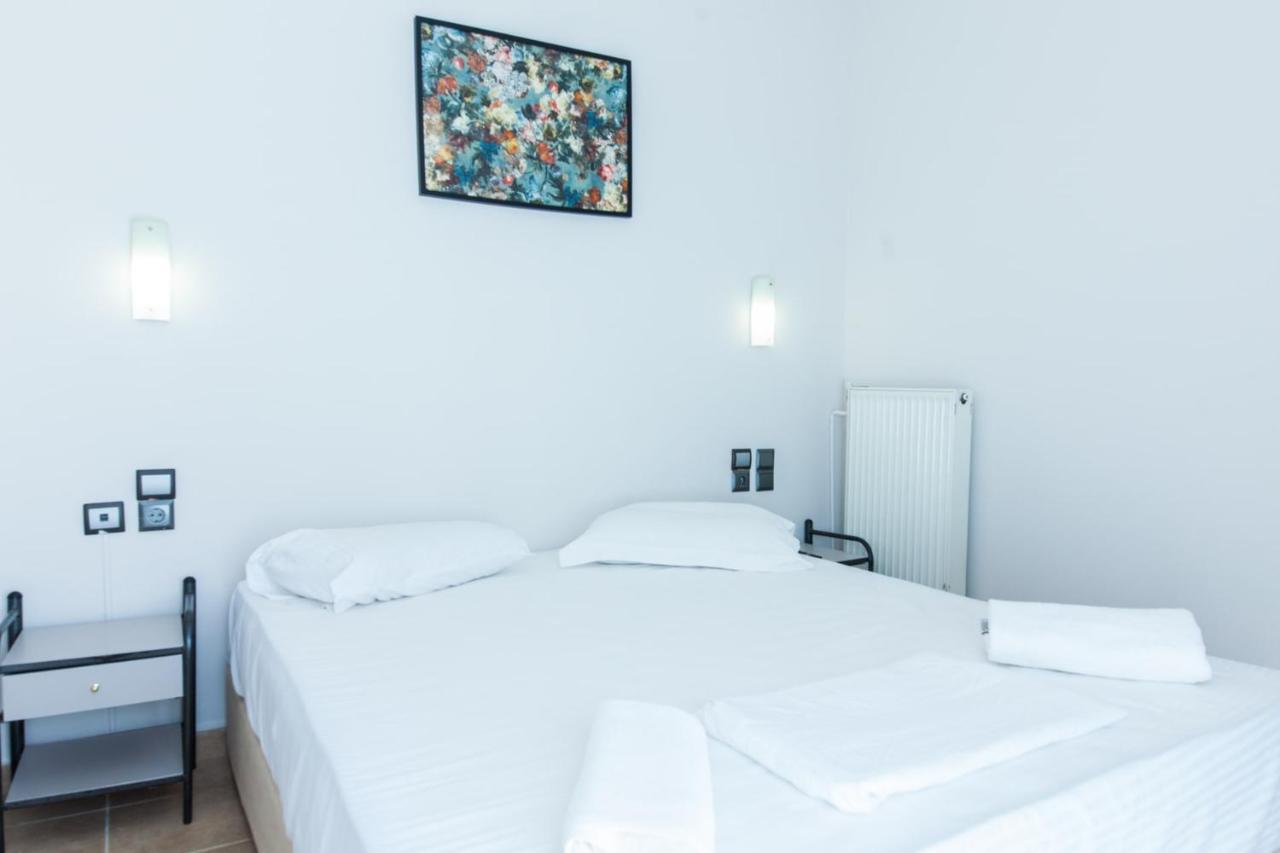 Silver Hotel Athens Double Room With Balcony Exterior photo